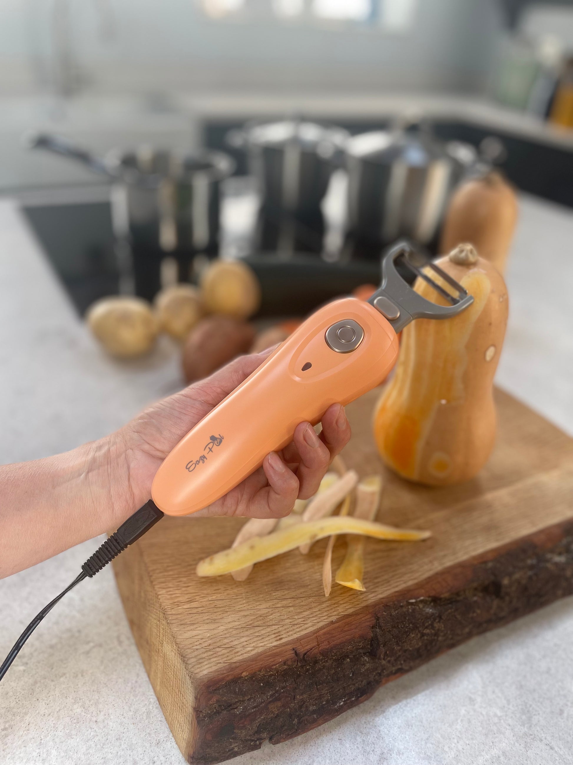 Heavy Duty Vegetable Peeler with Ultra Sharp Thick n Strong Blade for  Butternut Squash Sugar cane Asparagus,Easy to peeling hard skin of fruits  and